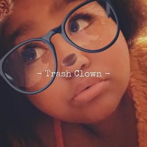 Meet your Posher, Jasmin